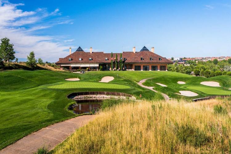 CENTRO NACIONAL DE GOLF