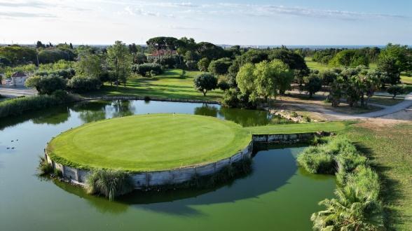 Gaudí Golf – Galaxy Tour